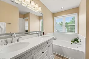 3116 Southhampton Dr, Jamestown, NC 27282 - Photo 8