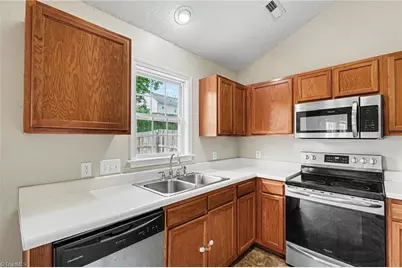 1917 Wheatfield Court, Greensboro, NC 27405 - Photo 8
