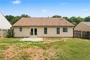 1917 Wheatfield Ct, Greensboro, NC 27405 - Photo 18