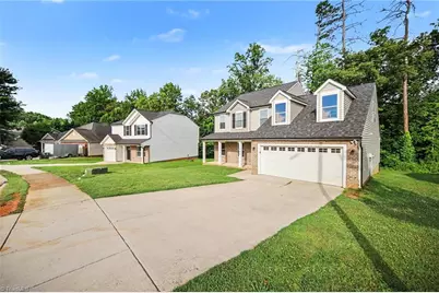 1462 Mayfair Drive, Conover, NC 28613 - Photo 2