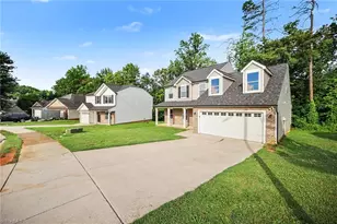 1462 Mayfair Dr, Conover, NC 28613 - Photo 2
