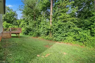 1462 Mayfair Dr, Conover, NC 28613 - Photo 24