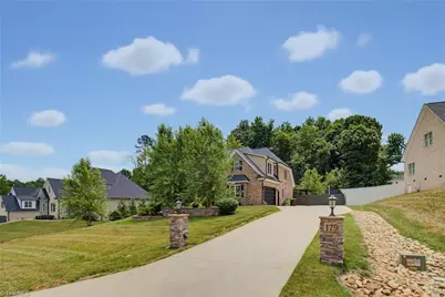 179 Pipers Ridge West, Winston-Salem, NC 27127 - Photo 2