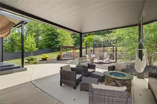 179 Pipers Rdg W, Winston-Salem, NC 27127 - Photo 36