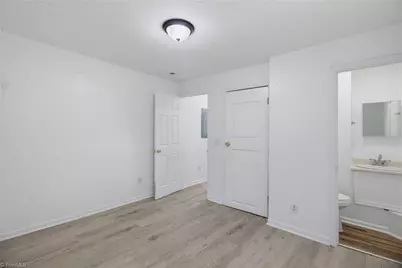807 Tuscaloosa Street, Greensboro, NC 27406 - Photo 18
