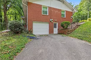 100 Malvern Ct, Winston-Salem, NC 27106 - Photo 26