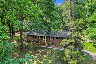 100 Malvern Ct, Winston-Salem, NC 27106 - Photo 2
