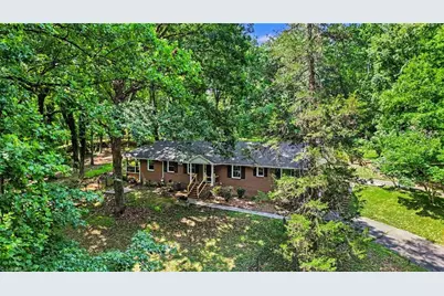100 Malvern Court, Winston-Salem, NC 27106 - Photo 2