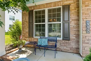 2373 Rockland Cir, High Point, NC 27265 - Photo 4