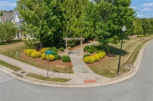 2373 Rockland Cir, High Point, NC 27265 - Photo 44
