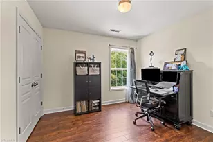 2373 Rockland Cir, High Point, NC 27265 - Photo 26
