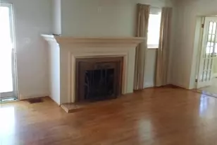 5810 Woodcliff Dr, Greensboro, NC 27410 - Photo 4