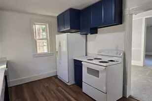 309 Taylor St, Mount Airy, NC 27030 - Photo 10