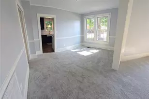309 Taylor St, Mount Airy, NC 27030 - Photo 8