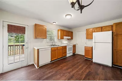 1525 Canstaff Drive, Kernersville, NC 27284 - Photo 8