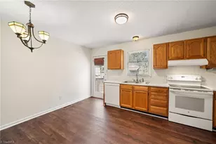 1525 Canstaff Dr, Kernersville, NC 27284 - Photo 6