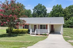 1525 Canstaff Dr, Kernersville, NC 27284 - Photo 2