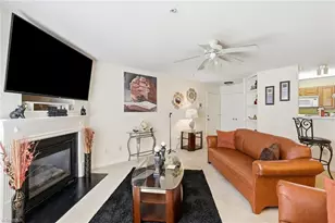 6117 Hedgecock Cir, High Point, NC 27265 - Photo 4