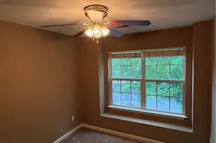 41 Tannenbaum Cir, Greensboro, NC 27410 - Photo 8