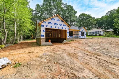 148 N Lee Street, Winston-Salem, NC 27107 - Photo 4