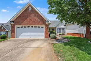 5609 Roundup Cir, Greensboro, NC 27405 - Photo 22