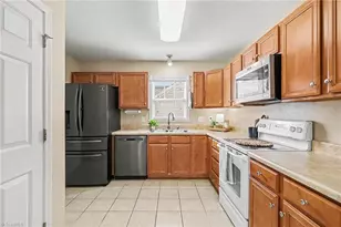 5609 Roundup Cir, Greensboro, NC 27405 - Photo 8