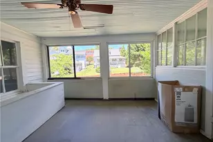 407 E St, North Wilkesboro, NC 28659 - Photo 16