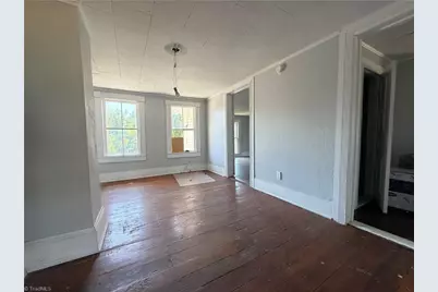 407 E Street, North Wilkesboro, NC 28659 - Photo 18