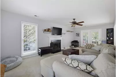 3007 Southampton Drive, Jamestown, NC 27282 - Photo 6