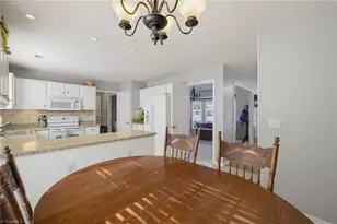 3007 Southampton Dr, Jamestown, NC 27282 - Photo 10
