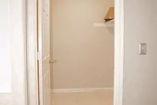 545 Mystic Dr, Greensboro, NC 27406 - Photo 10