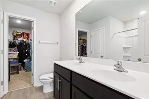 6824 Keeneland Dr, Whitsett, NC 27377 - Photo 18