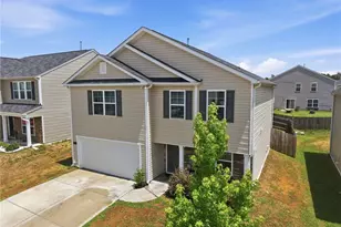 6824 Keeneland Dr, Whitsett, NC 27377 - Photo 4