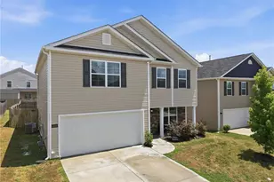 6824 Keeneland Dr, Whitsett, NC 27377 - Photo 2