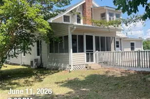 4470 Burton Rd, Thomasville, NC 27360 - Photo 2