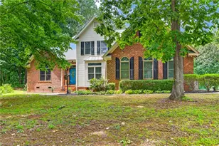350 Lawrence Dr, Asheboro, NC 27205 - Photo 2