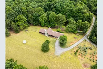 1068 Nathan Lane, Pinnacle, NC 27043 - Photo 4
