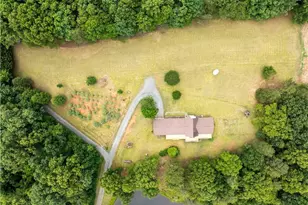 1068 Nathan Ln, Pinnacle, NC 27043 - Photo 6