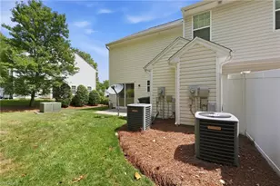 42 Ledgerstone Ln, Greensboro, NC 27407 - Photo 30