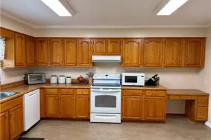 134 Old Mill Rd, High Point, NC 27265 - Photo 10