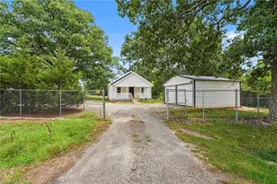2908 Little Brook Road, Seagrove, NC 27341 - Photo 6