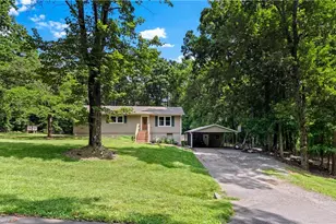 152 Blue Ridge Rd, State Road, NC 28676 - Photo 2