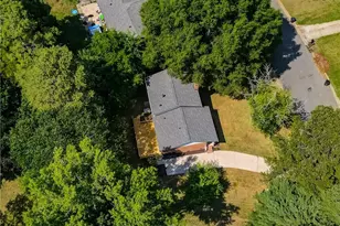 1160 Castlegate Dr, Winston-Salem, NC 27103 - Photo 32