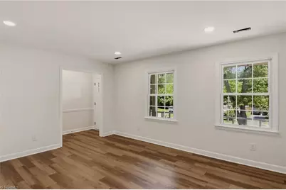 1160 Castlegate Drive, Winston-Salem, NC 27103 - Photo 6