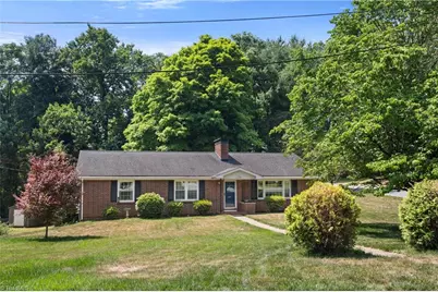 1734 Lancelot Lane, Winston-Salem, NC 27103 - Photo 2