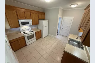 1409 Pilot View Street #2, Winston-Salem, NC 27101 - Photo 8