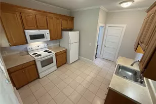 1409 Pilot View St, Winston-Salem, NC 27101 - Photo 8