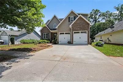 1644 Finwick Drive, Pfafftown, NC 27040 - Photo 2