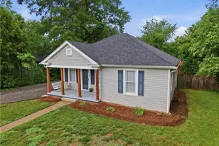 725 Osborne St, Eden, NC 27288 - Photo 4
