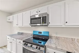 1672 Burton St, Winston-Salem, NC 27105 - Photo 12